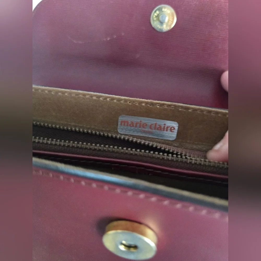 Marie Claire Vintage Crossbody Bag - maroon bordeaux leather
